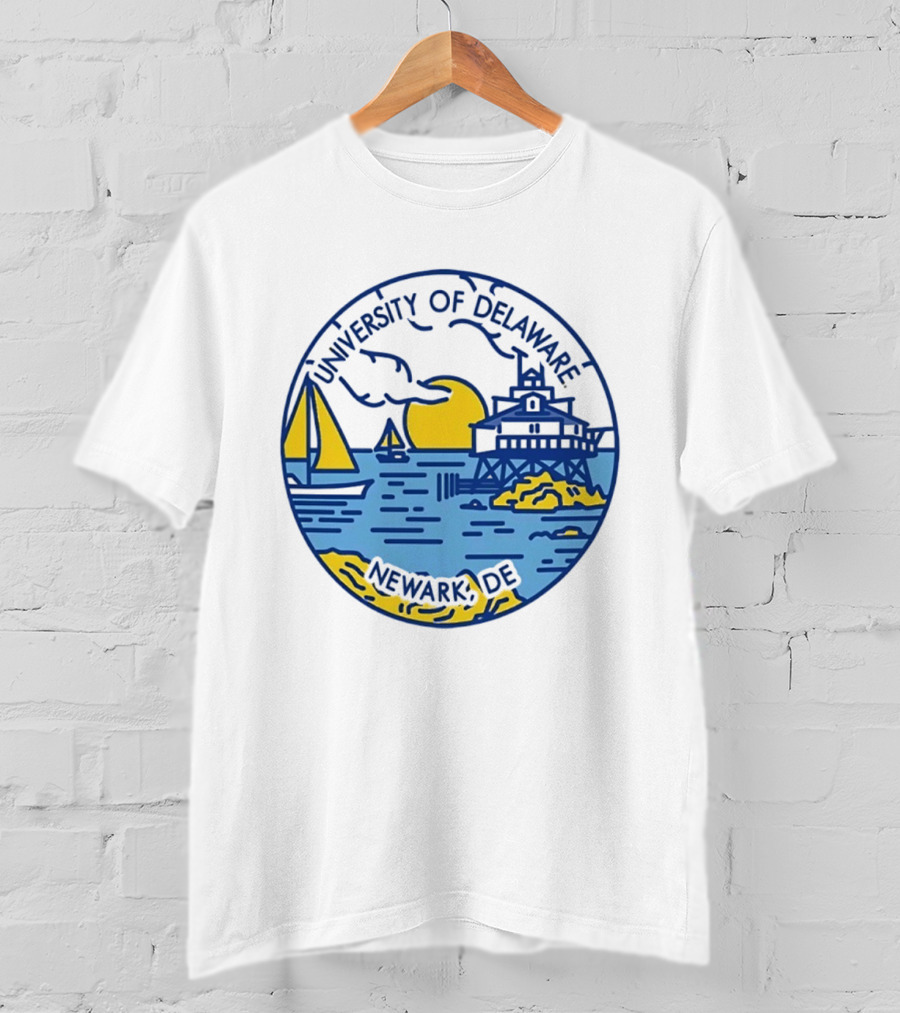 University Of Delaware Newark DE Scenic Coastal Sunset T-Shirt