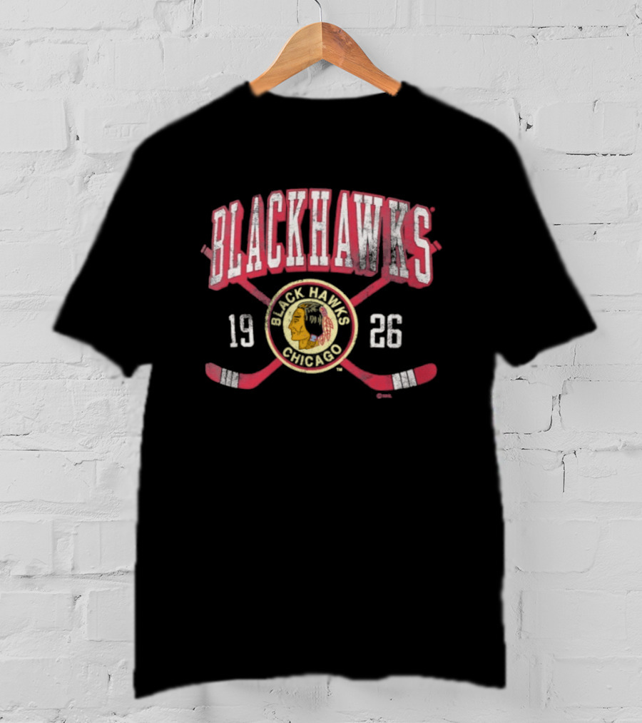 Chicago Blackhawks 1926 Vintage Hockey Team Logo Classic Fans T-Shirt