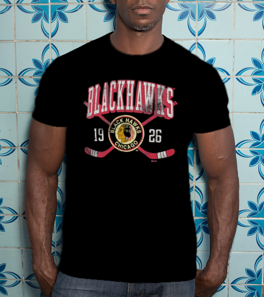 Chicago Blackhawks 1926 Vintage Hockey Team Logo Classic Fans T-Shirt