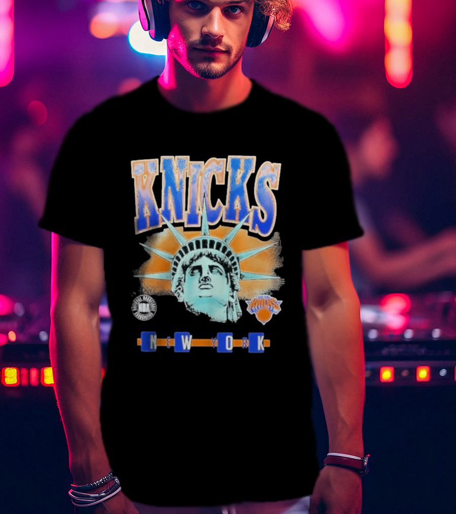 Knicks NBA N W O K Statue Liberty T-Shirt