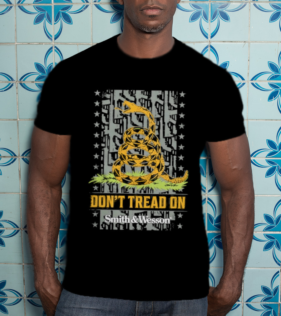 Don't Tread On Me Smith And Wesson Gadsden Flag Coiled Snake T-Shirt