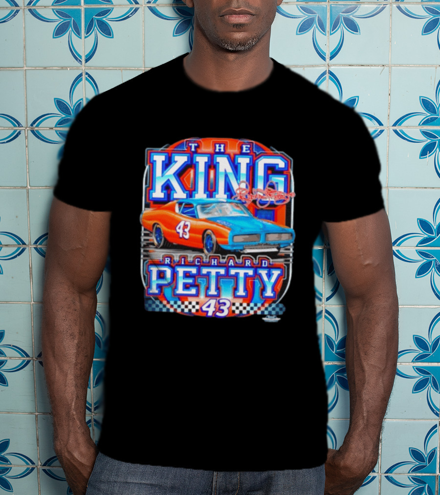 Richard Petty The King No 43 NASCAR Racing Car Checkered Flag T-Shirt
