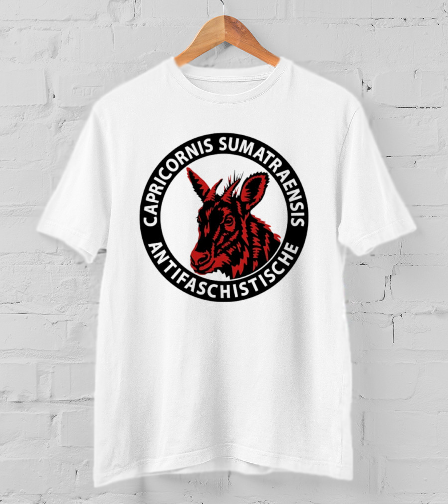 Capricornis Sumatraensis Antifaschistische Red Goat T-Shirt