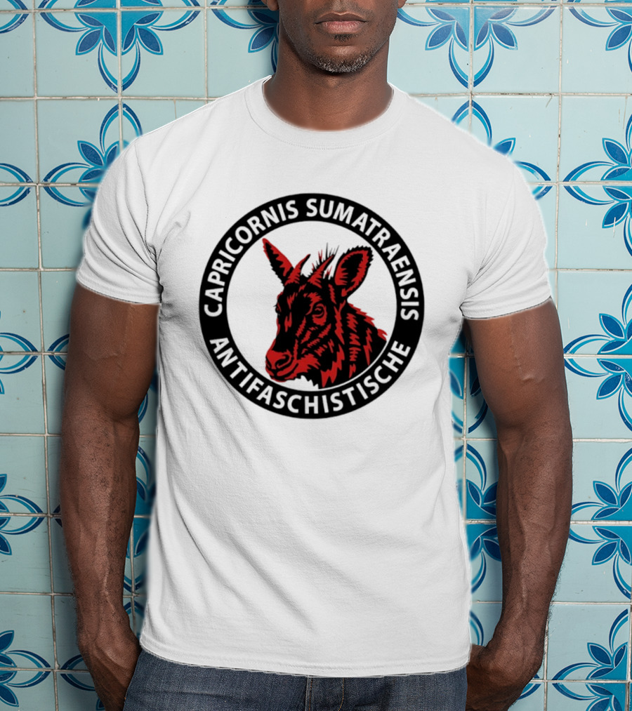 Capricornis Sumatraensis Antifaschistische Red Goat T-Shirt