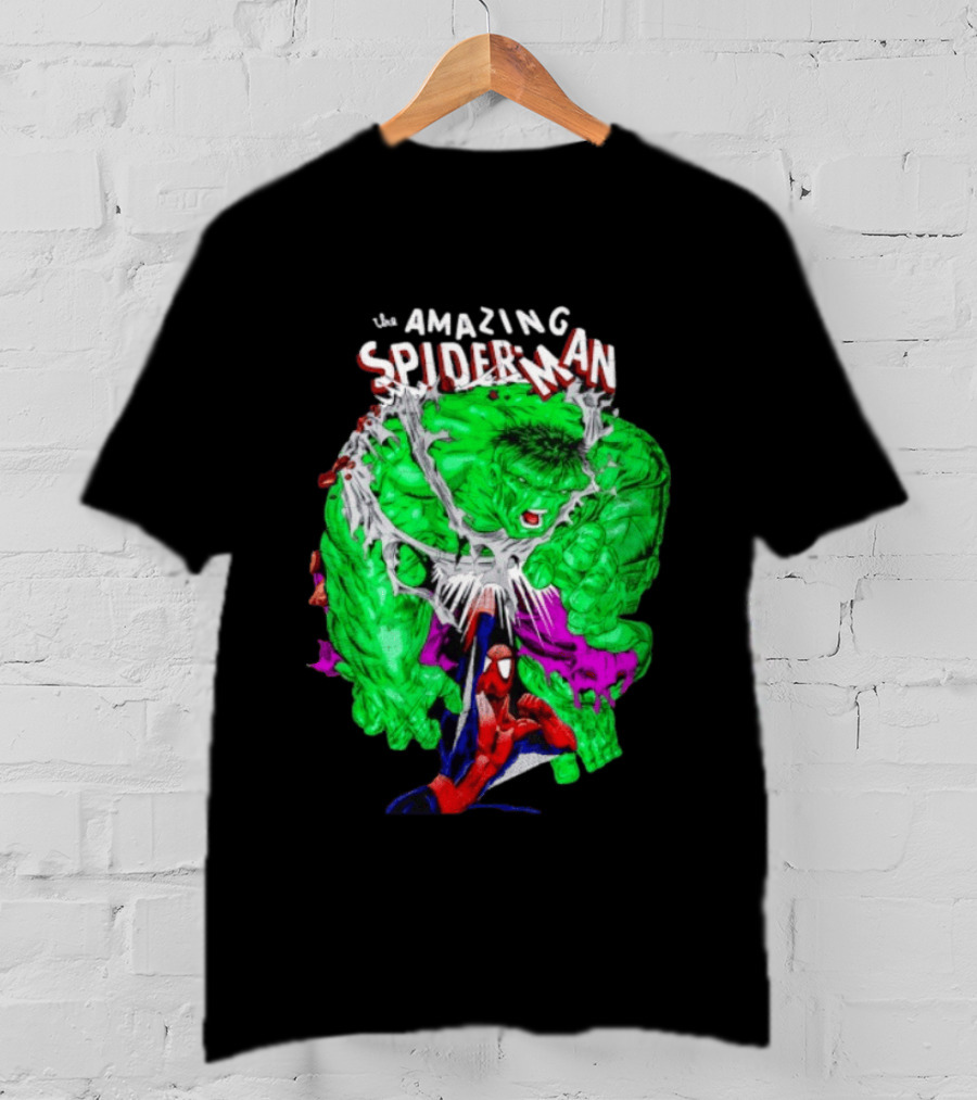 The Amazing Spider Man The Incredible Hulk Comic Style Showdown T-Shirt