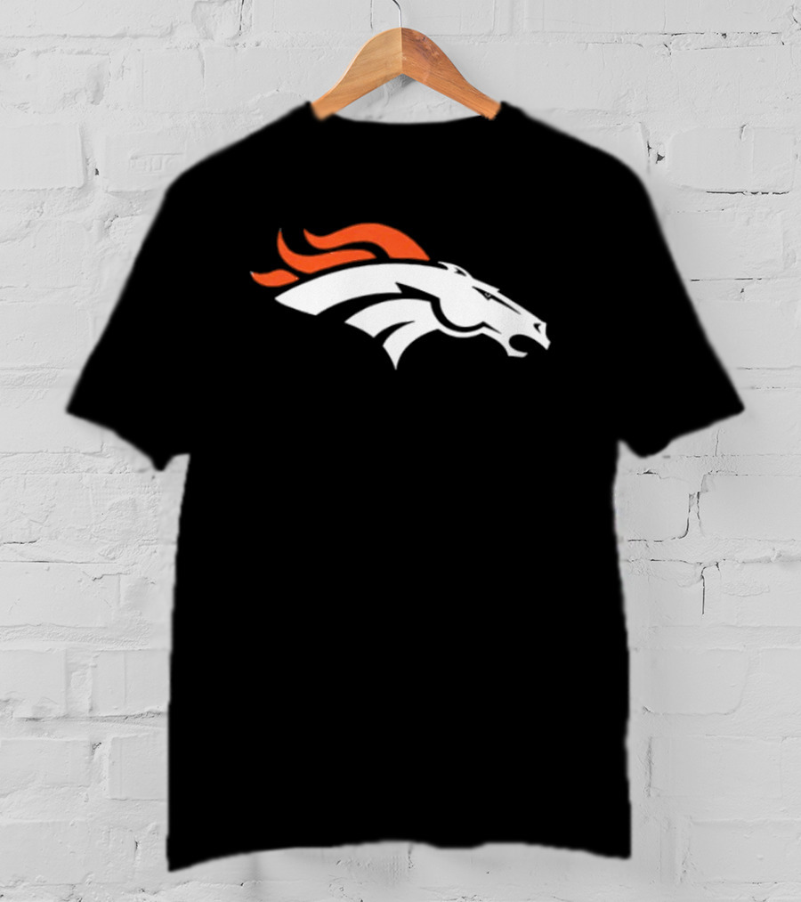 Denver Broncos Damn Right I Am A Broncos Now And Forever Signatures Two Sided T-Shirt