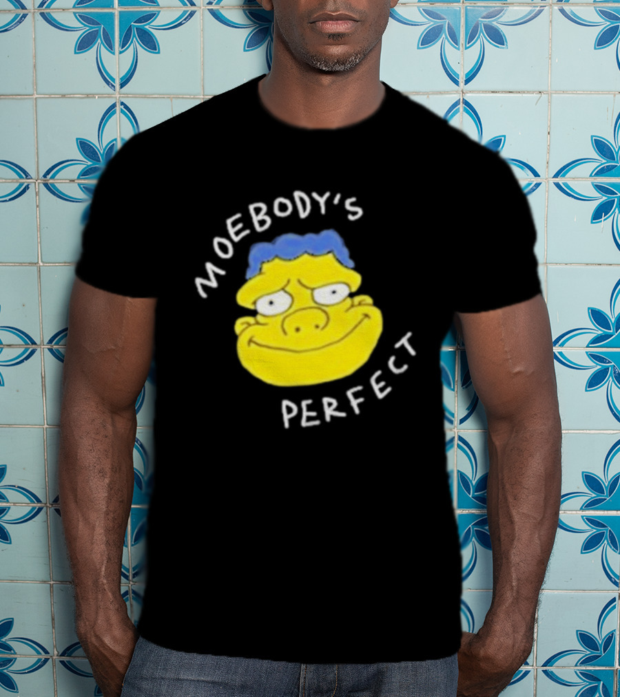 Moebody's Perfect Yellow Cartoon Face With Blue Hair Smirk T-Shirt