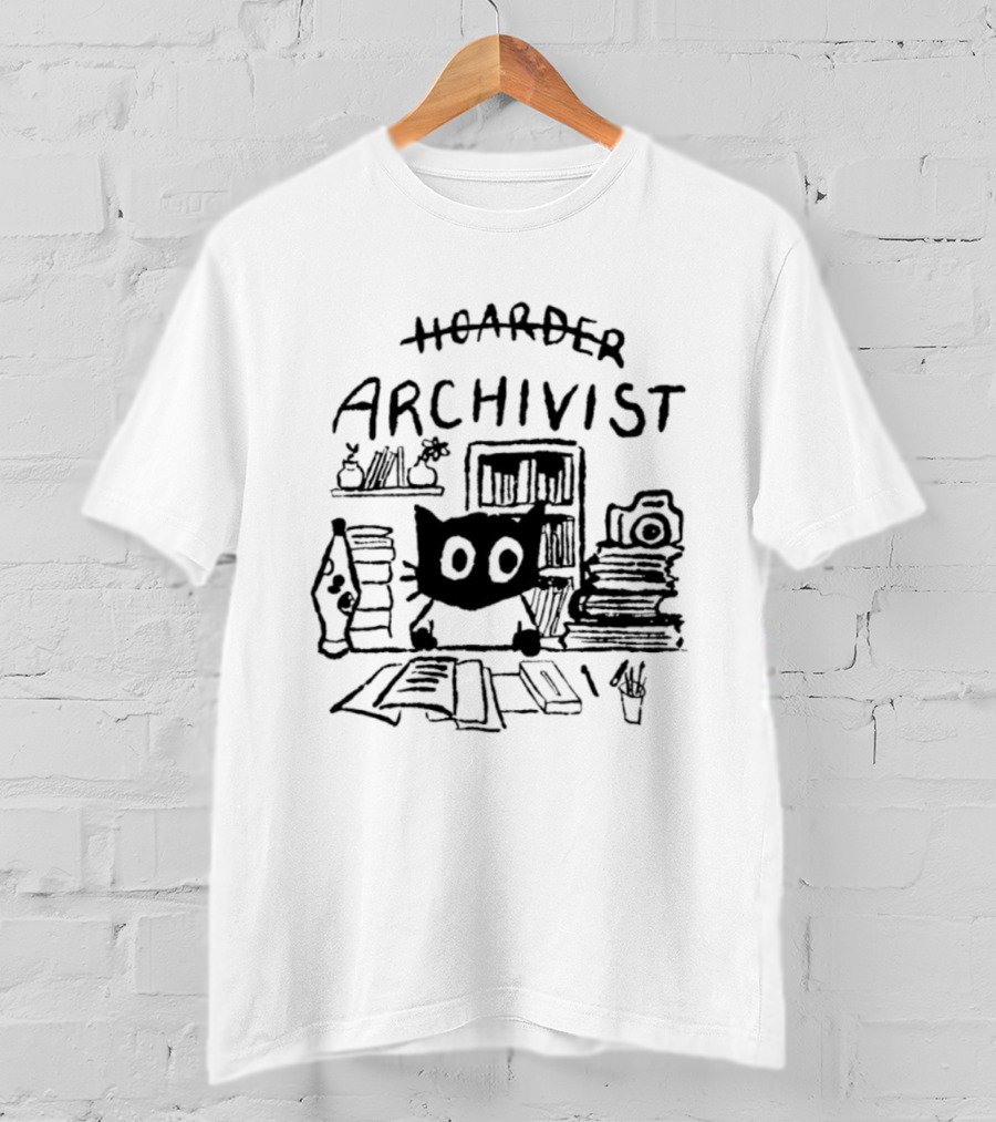 Cat Hoarder Archivist Bookworm Librarian T-Shirt