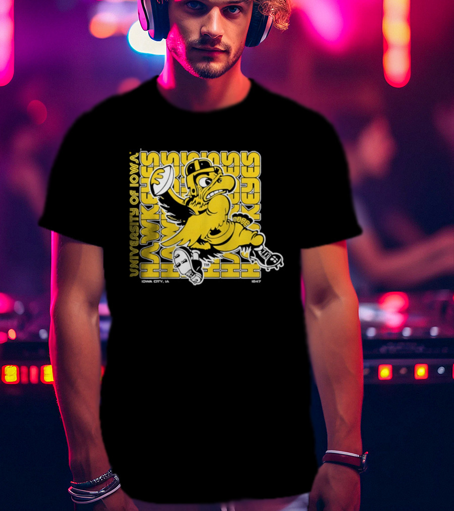 University Of Iowa Hawkeyes Mascot Iowa City Retro 1847 T-Shirt