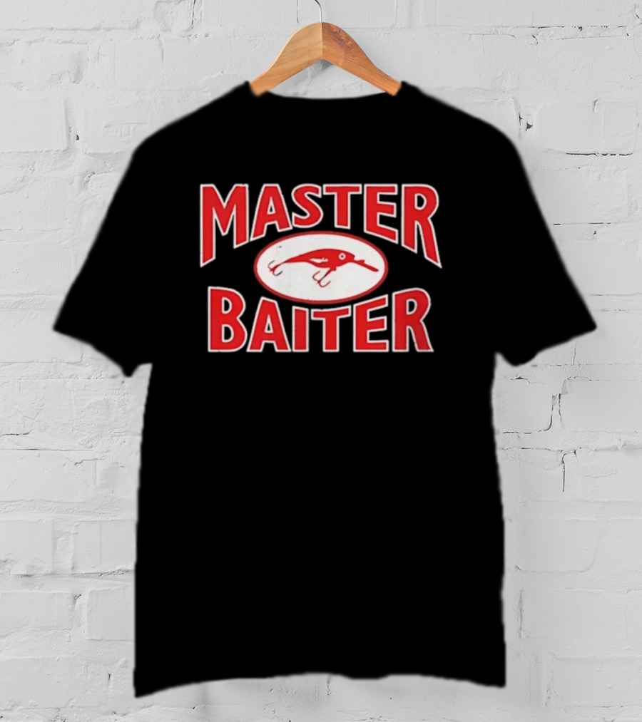 Master Baiter Fishing Lure Nostalgic Humor Décor T-Shirt