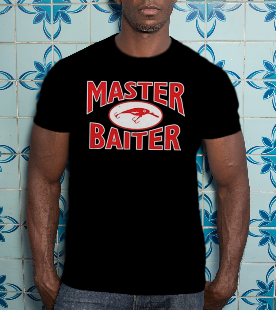 Master Baiter Fishing Lure Nostalgic Humor Décor T-Shirt