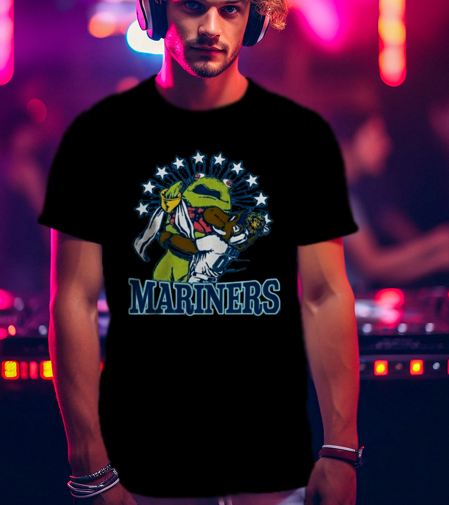 Mariner Moose Hugs Humpy Salmon With Mariners Stars T-Shirt