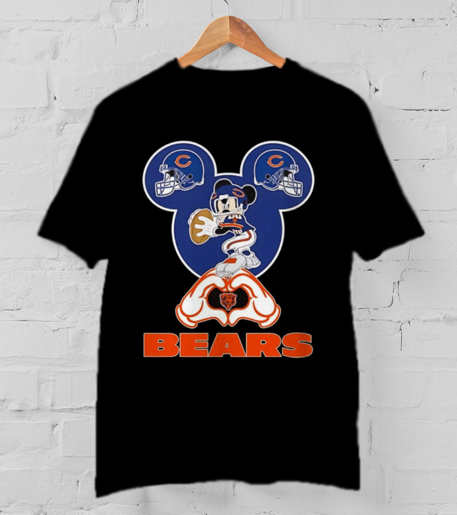 Mickey Mouse Chicago Bears Football Collaboration Bears T-Shirt