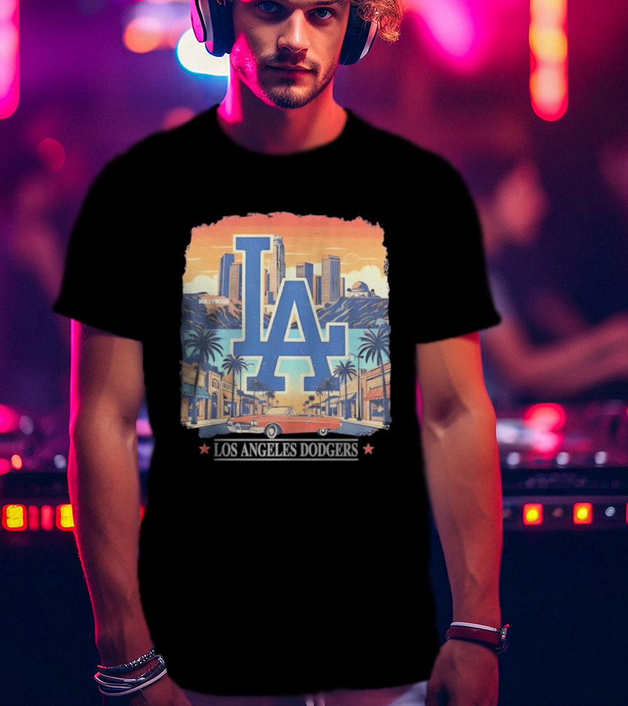 Los Angeles Dodgers LA Hollywood Skyline Classic Car T-Shirt