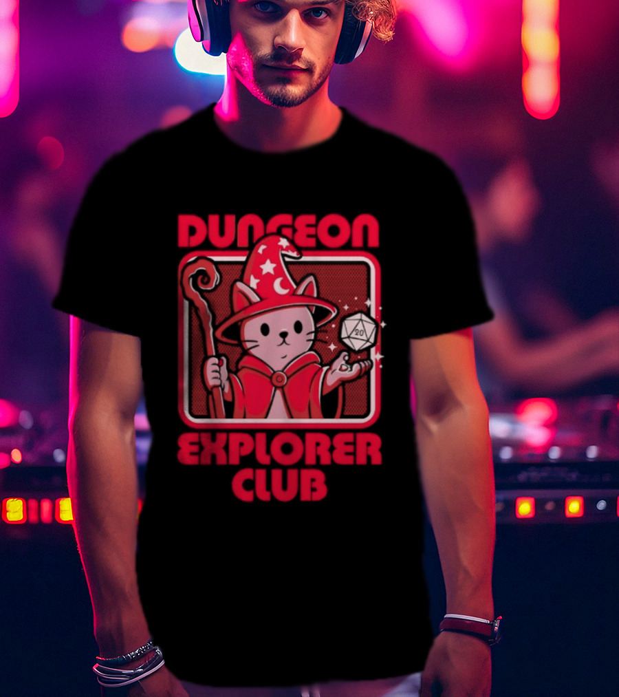 Dungeon Explorer Club Wizard Cat With D20 Dice Magic Wand T-Shirt