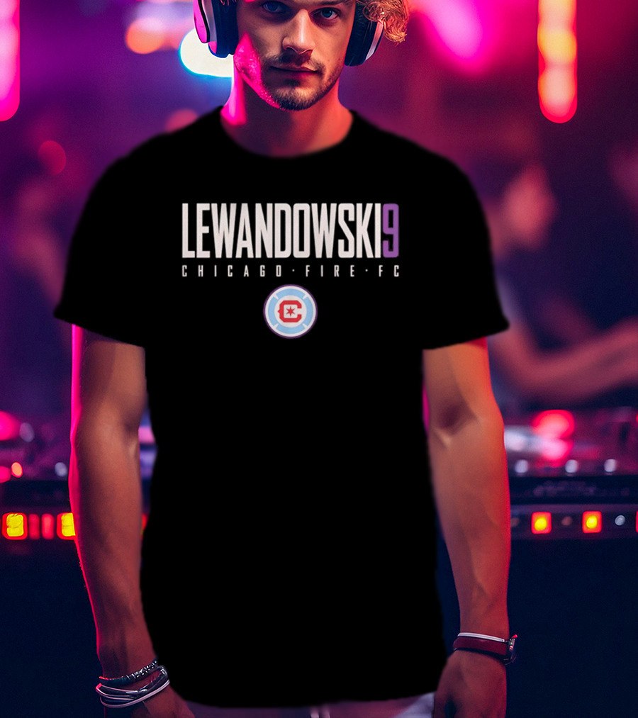Lewandowski 9 Chicago Fire FC Official Merchandise T-Shirt