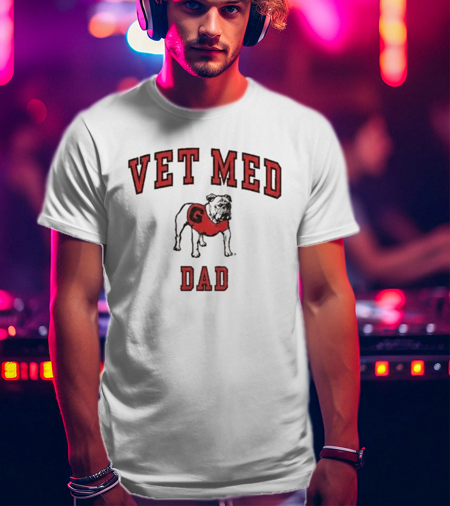 Vet Med Dad Bulldog G T-Shirt