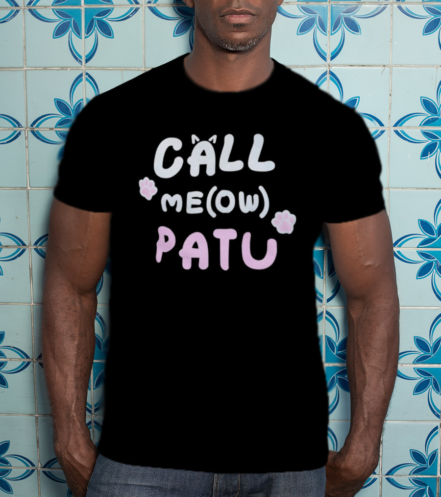 CALL ME(OW) PATU Cat Paw Prints T-Shirt