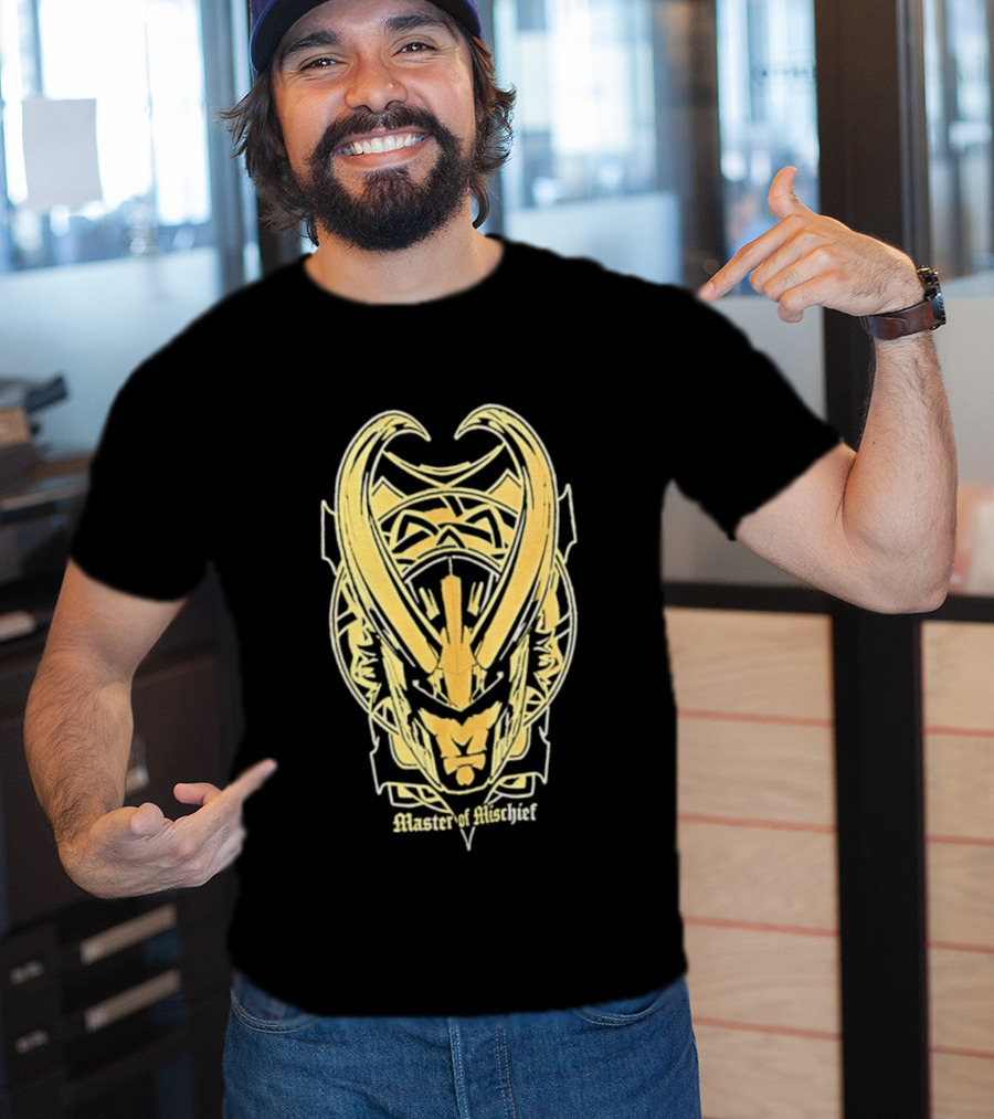 Loki Marvel Master Of Mischief Helmet T-Shirt