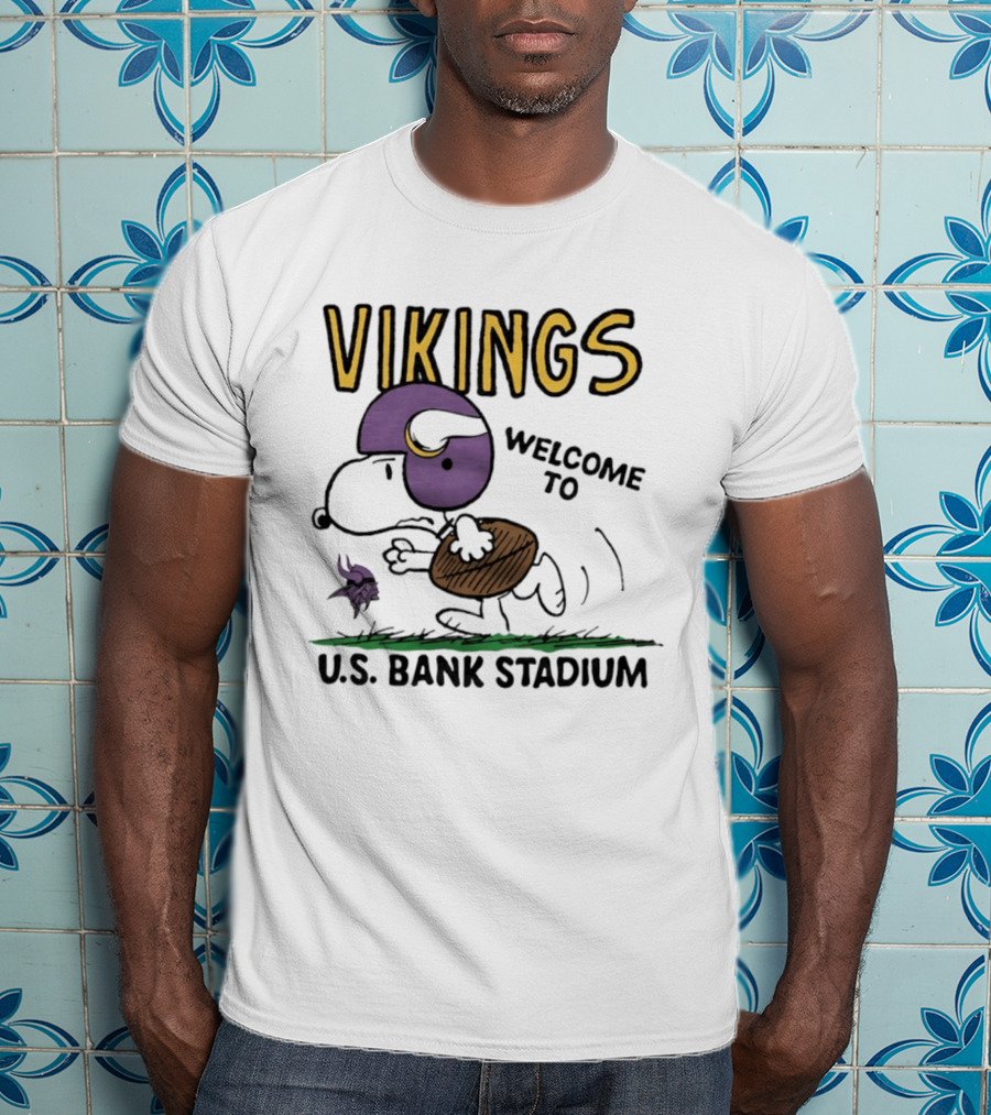 Minnesota Vikings Snoopy Welcome To U.S. Bank Stadium Peanuts Collaboration T-Shirt