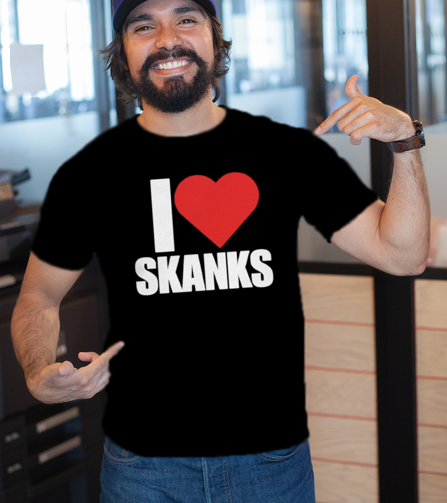 I Heart Skanks Red Love Symbol Humor T-Shirt