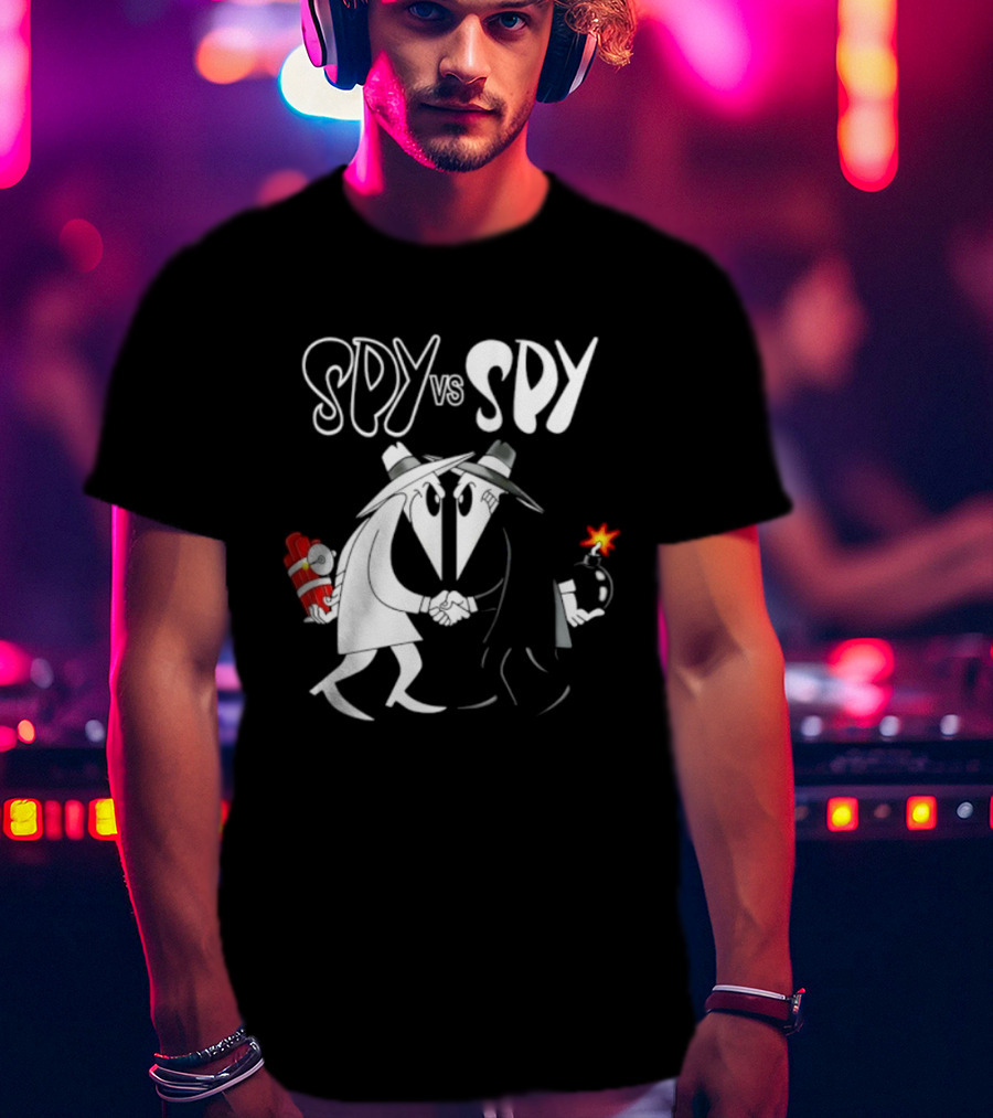 Spy Vs Spy Mad Magazine Comic Strip Cold War Classic Characters Showdown T-Shirt
