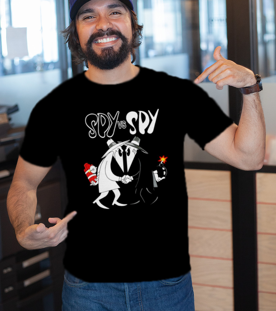 Spy Vs Spy Mad Magazine Comic Strip Cold War Classic Characters Showdown T-Shirt