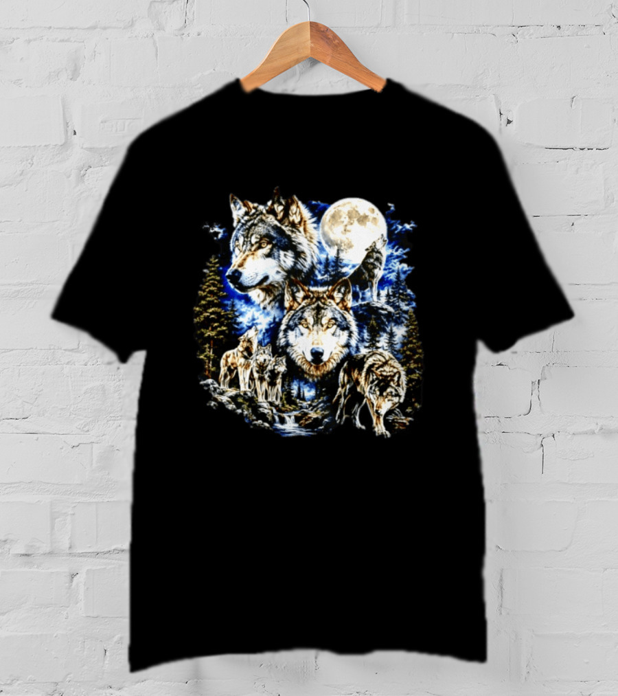 MS Studio Wolf Pack Full Moon Forest Wilderness Nature T-Shirt