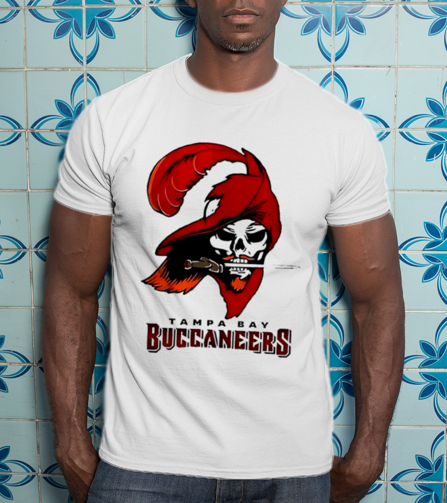 Rueben Bain Jr Tampa Bay Buccaneers 2026 Fire The Cannons Football Skeleton Pirate Flag T-Shirt