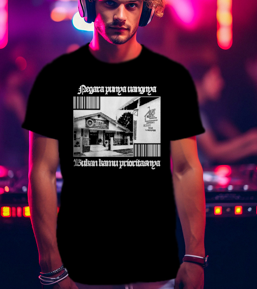 Negara Punya Uangnya Bukan Kamu Prioritasnya Monochrome House And Trees T-Shirt