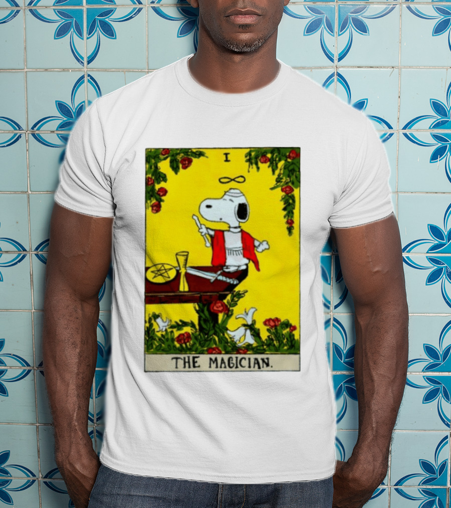 Snoopy Peanuts The Magician Tarot Card T-Shirt