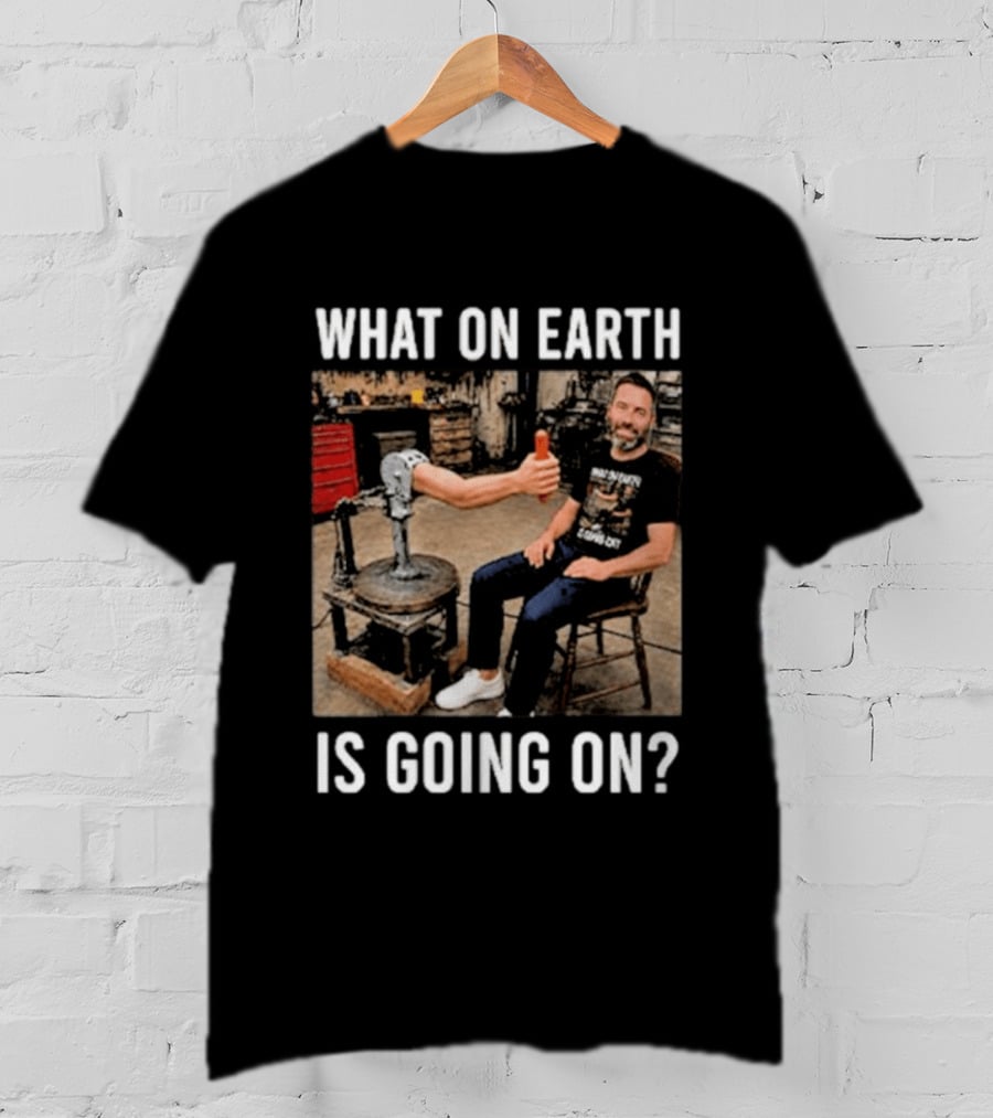 What On Earth Is Going On Funny Thumbs Up Robot Arm T-Shirt