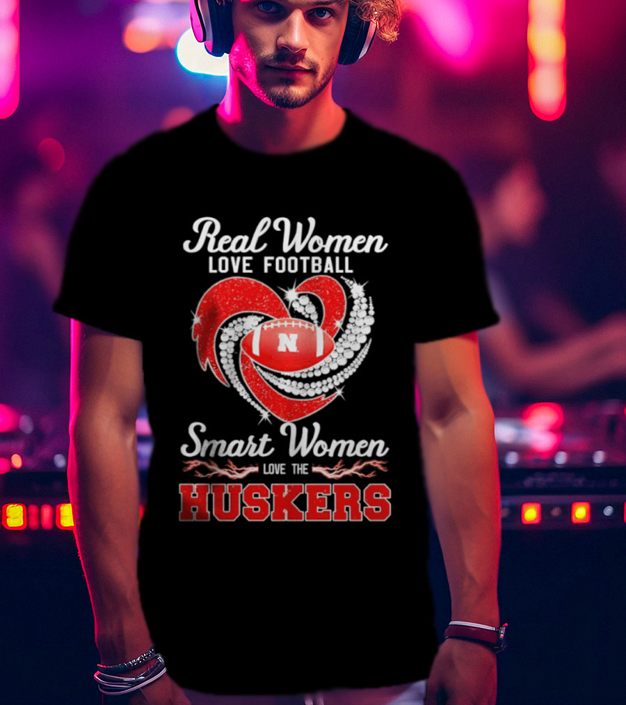 Real Women Love Football Smart Women Love The Nebraska Huskers Football Heart T-Shirt