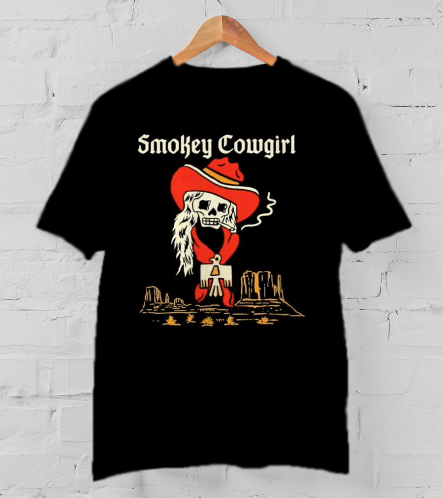 Smokey Cowgirl Western Skeleton Cowboy Desert Scene T-Shirt