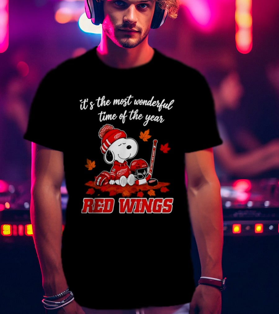 It's The Most Wonderful Time Of The Year Detroit Red Wings Snoopy Halloween 2026 T-Shirt