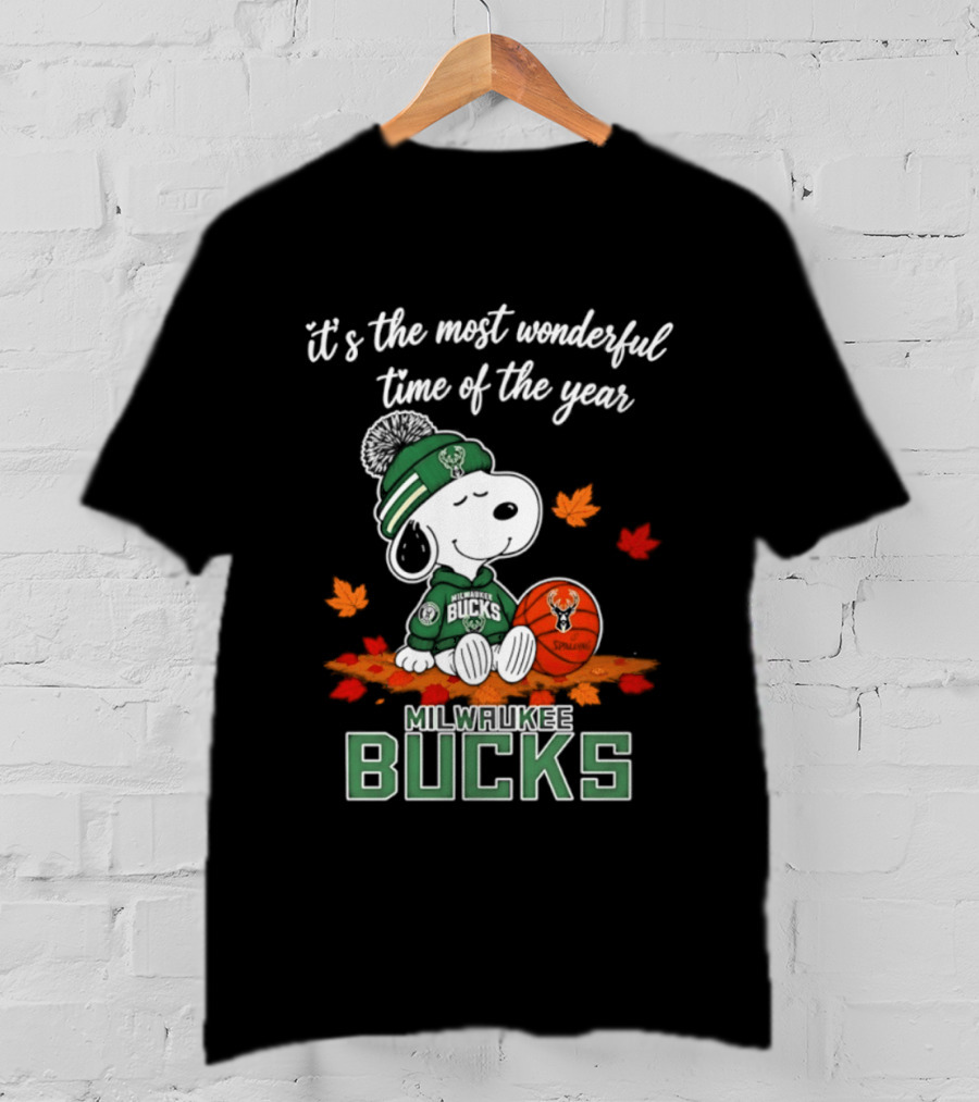 Milwaukee Bucks Snoopy 2026 It's The Most Wonderful Time Of The Year Halloween T-Shirt