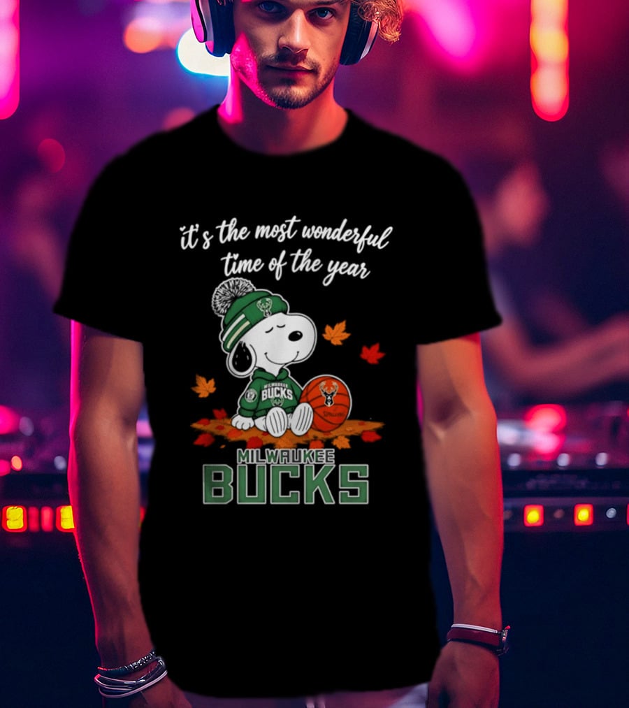 Milwaukee Bucks Snoopy 2026 It's The Most Wonderful Time Of The Year Halloween T-Shirt