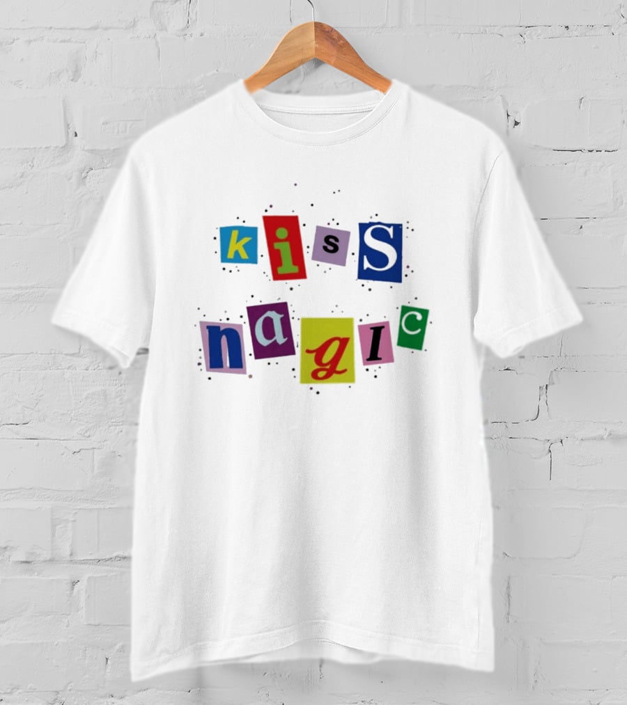 Maisie Williams Kiss Magic Typography Collage T-Shirt
