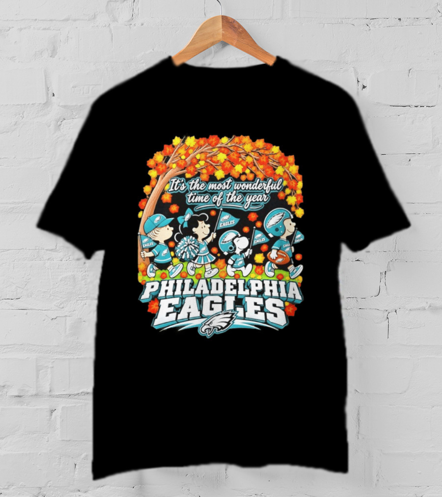 Philadelphia Eagles Peanuts Characters Autumn It's The Most Wonderful Time Of The Year T-Shirt