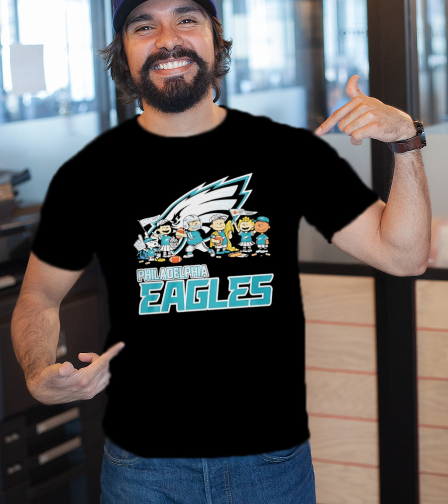 Peanuts Philadelphia Eagles Characters NFL Collaboration T-Shirt