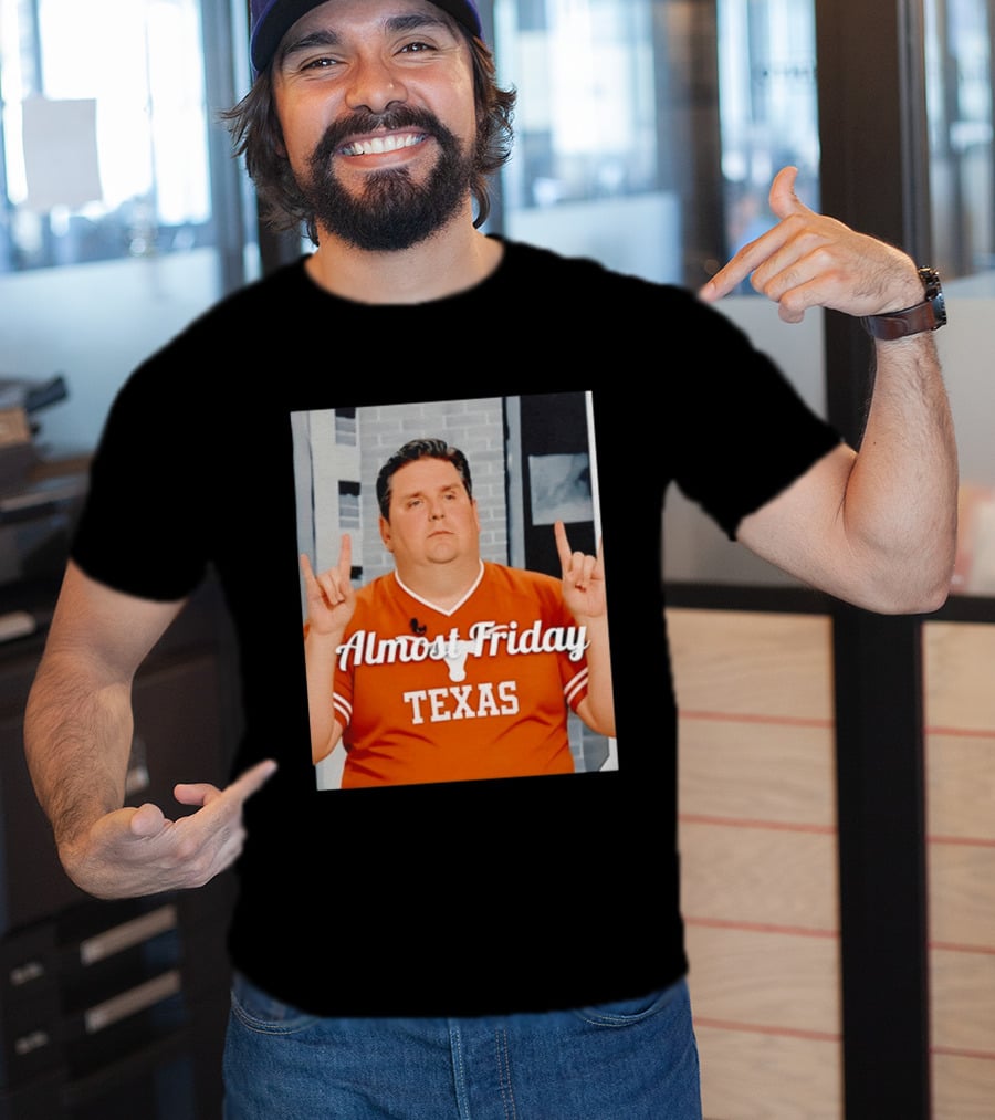 Almost Friday Texas Longhorn Hook 'EM T-Shirt