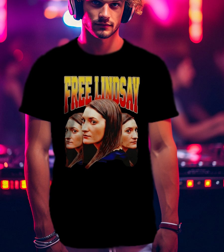 FREE LINDSAY Clancy Multiple Faces T-Shirt