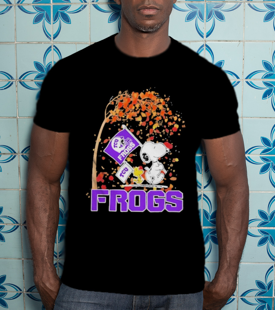 TCU Horned Frogs Snoopy Peanuts Fall Leaves T-Shirt