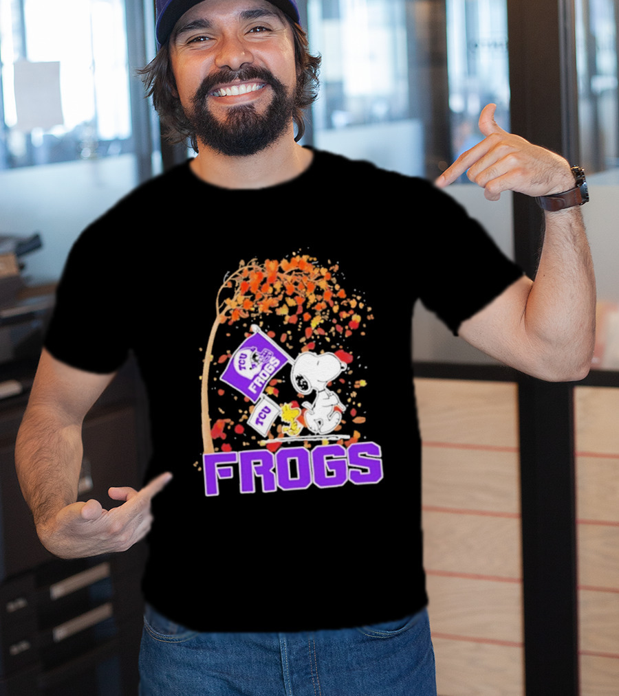 TCU Horned Frogs Snoopy Peanuts Fall Leaves T-Shirt