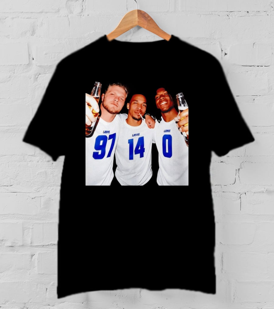 Detroit Lions Aidan Hutchinson Amon Ra St. Brown Jahmyr Gibbs Holding Beer Bottles Smoking Celebration T-Shirt