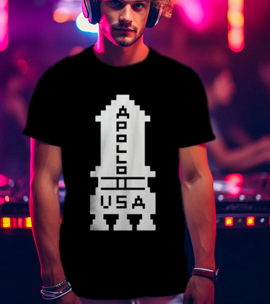 Apollo USA Rocket NASA Pixel T-Shirt