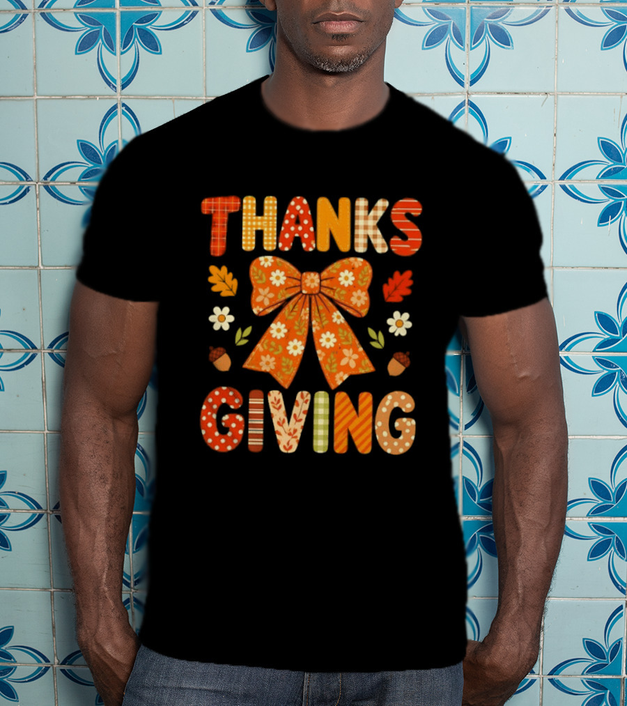 Thanksgiving Floral Bow With Autumn Acorns And Leaves T-Shirt