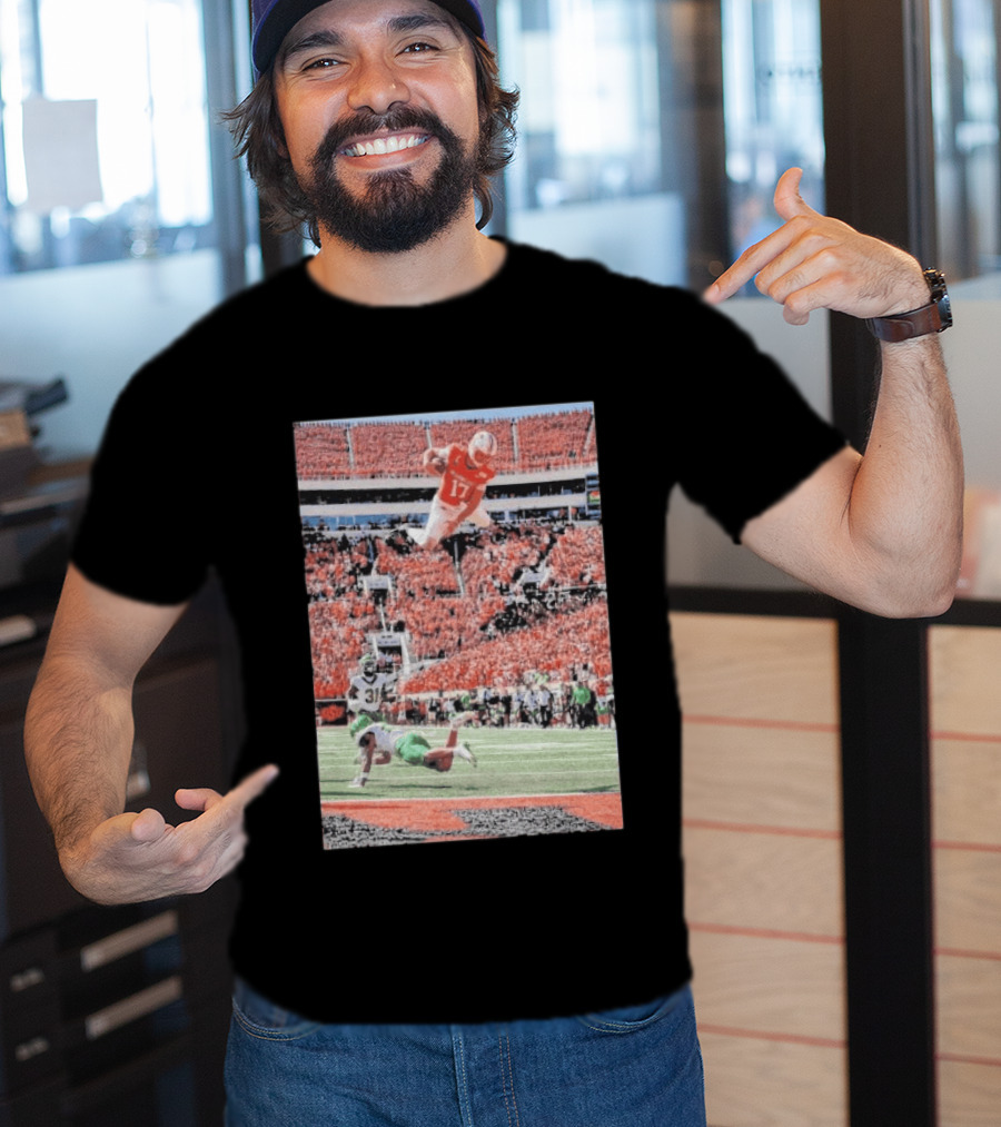 Drew Mestemaker Air Mesty Football Jumping Action 17 Stadium Scene T-Shirt