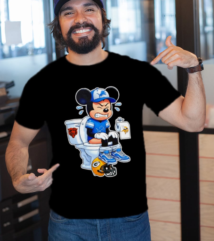 Detroit Lions Mickey Toilet Beating Bears Vikings Packers Football T-Shirt