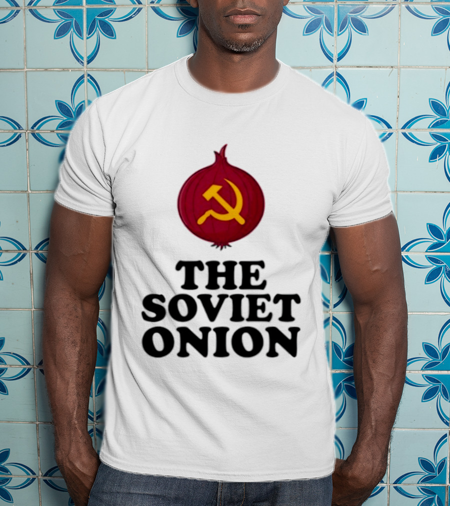 The Soviet Onion Communism USSR Pun Political Humor Hammer Sickle T-Shirt